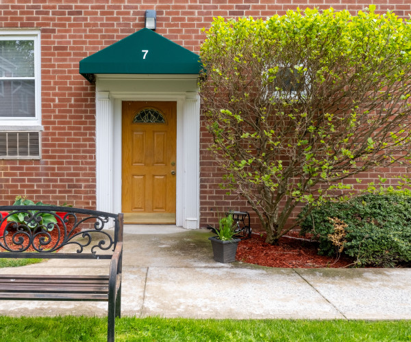 643 Pelham Road Unit #7D, New Rochelle